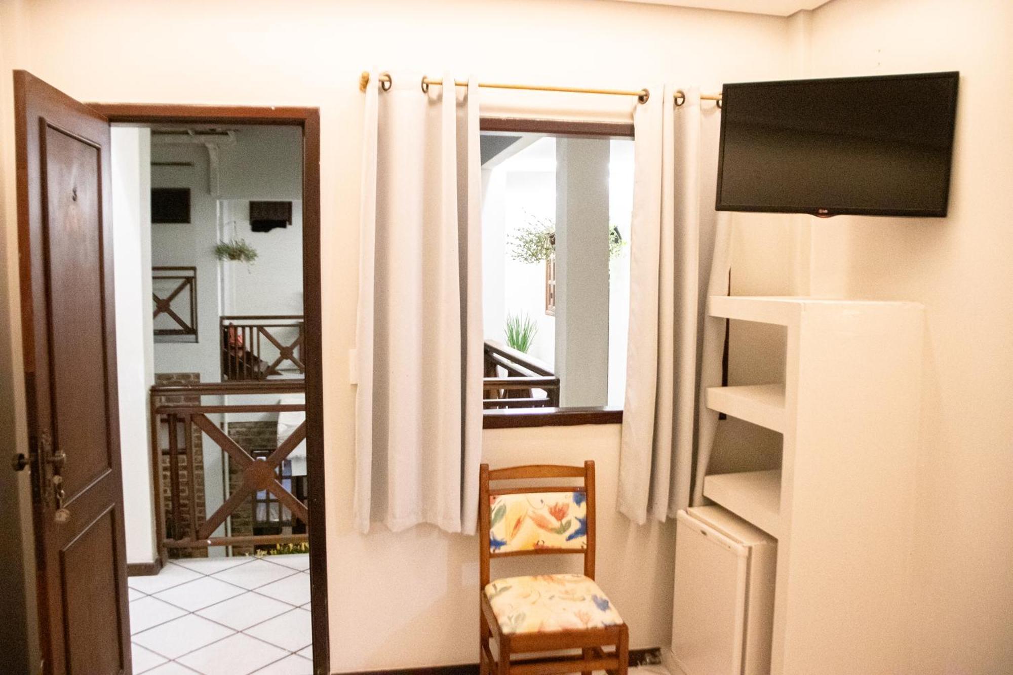 Pousada Farol Dos Borbas Hotel Vila do Abraao Ngoại thất bức ảnh